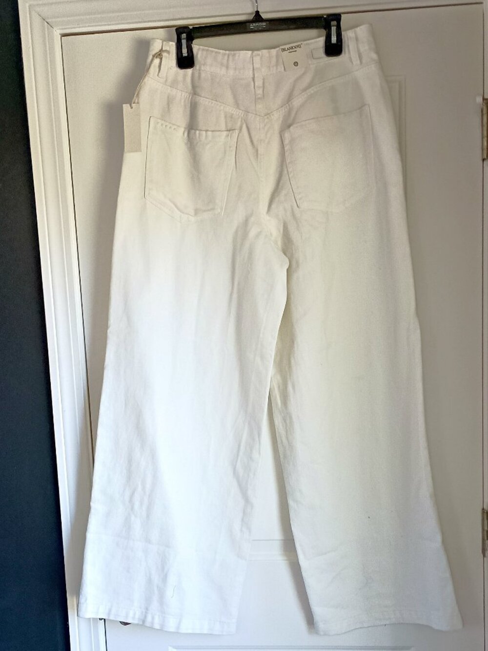 NEW! BLANK NYC WIDE LEG PUBLIC LIFE JEANS - Picture 8 of 8